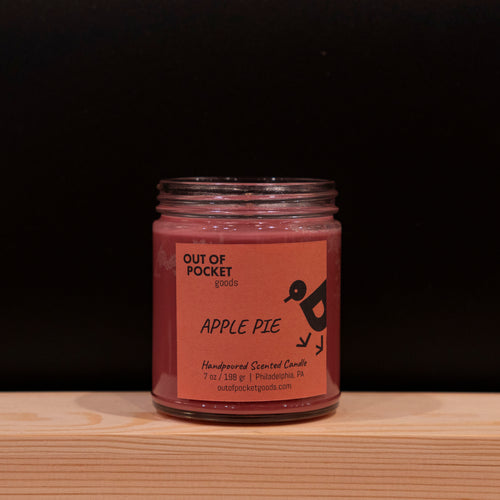 Apple Pie handcrafted candle – alternate view