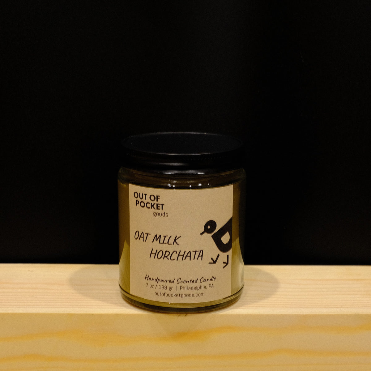 Oatmilk Horchata handcrafted candle – alternate view